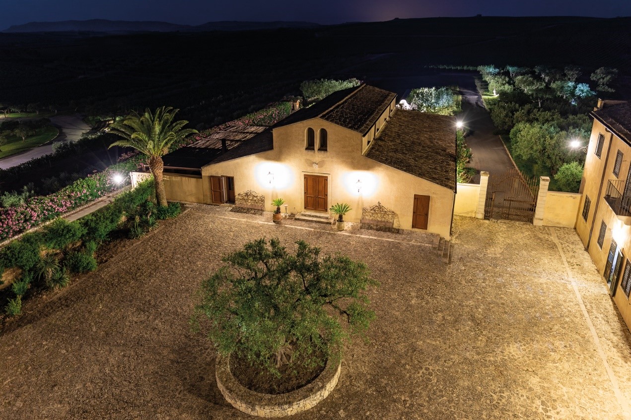 意大利葡萄酒对比法国,法国葡萄酒对比意大利葡萄酒