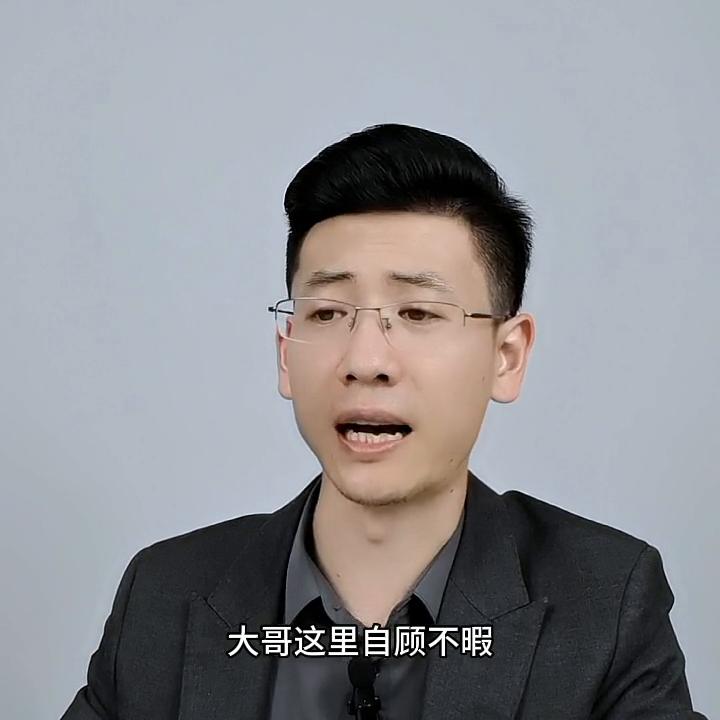 人老了无非就想落叶归根,人老了就像落叶