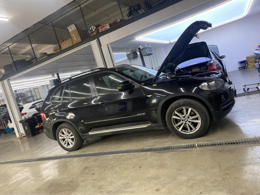 翻新整备一台老x5,翻新08年x5