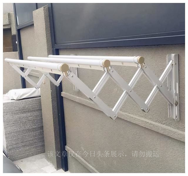 邻居在我家墙上装晾衣架怎么处理,家里阳台安装晾衣架被人说