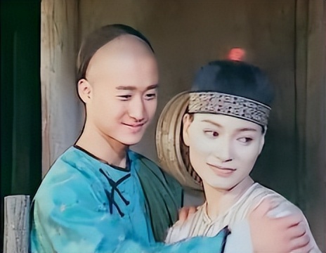 甄子丹和吴京战狼片段,吴京被打断棍子花絮