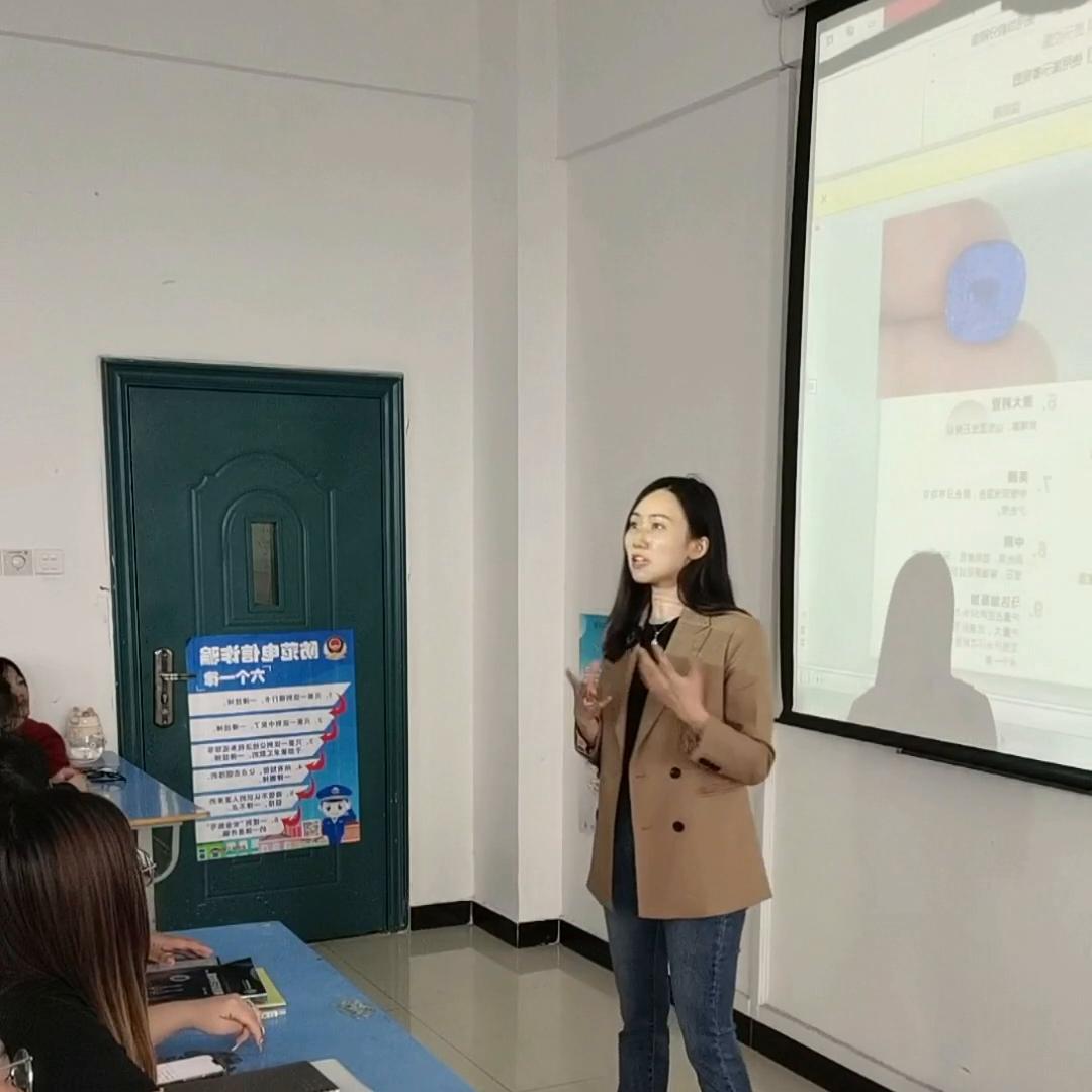 你们眼里的珠宝销售,珠宝鉴定师专业珠宝知识