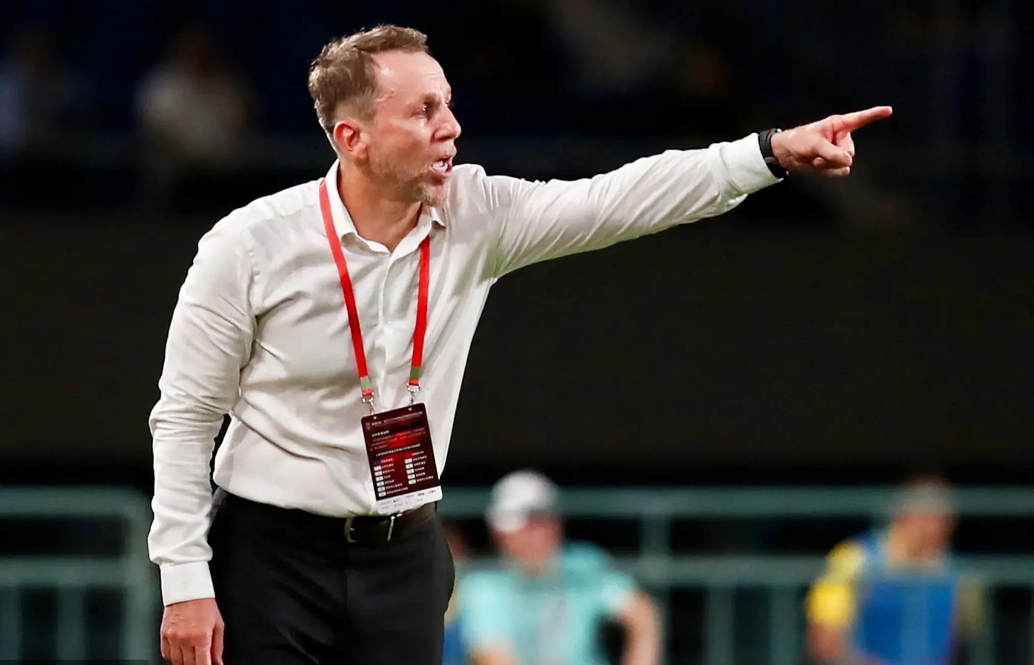 防反阵容足球,中国足球防守最大的问题