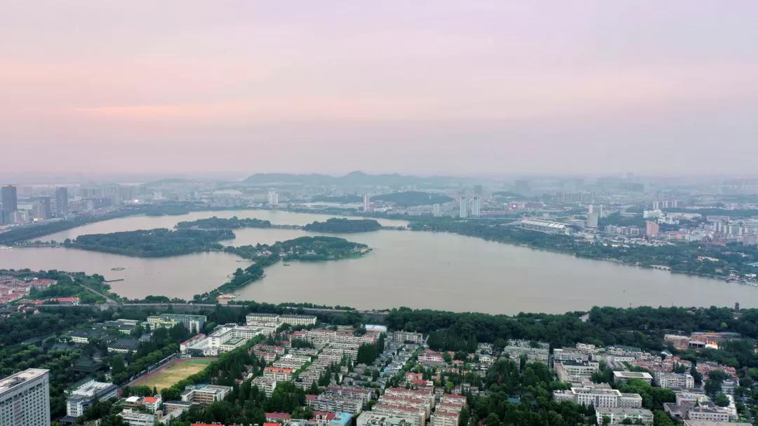 古诗中的南京美景,唐诗三百首关于南京