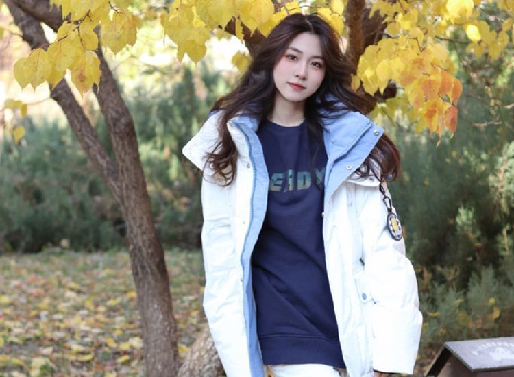 穿了一次加拿大鹅，还是换回了鸭鸭！经验教训：羽绒服别只看品牌