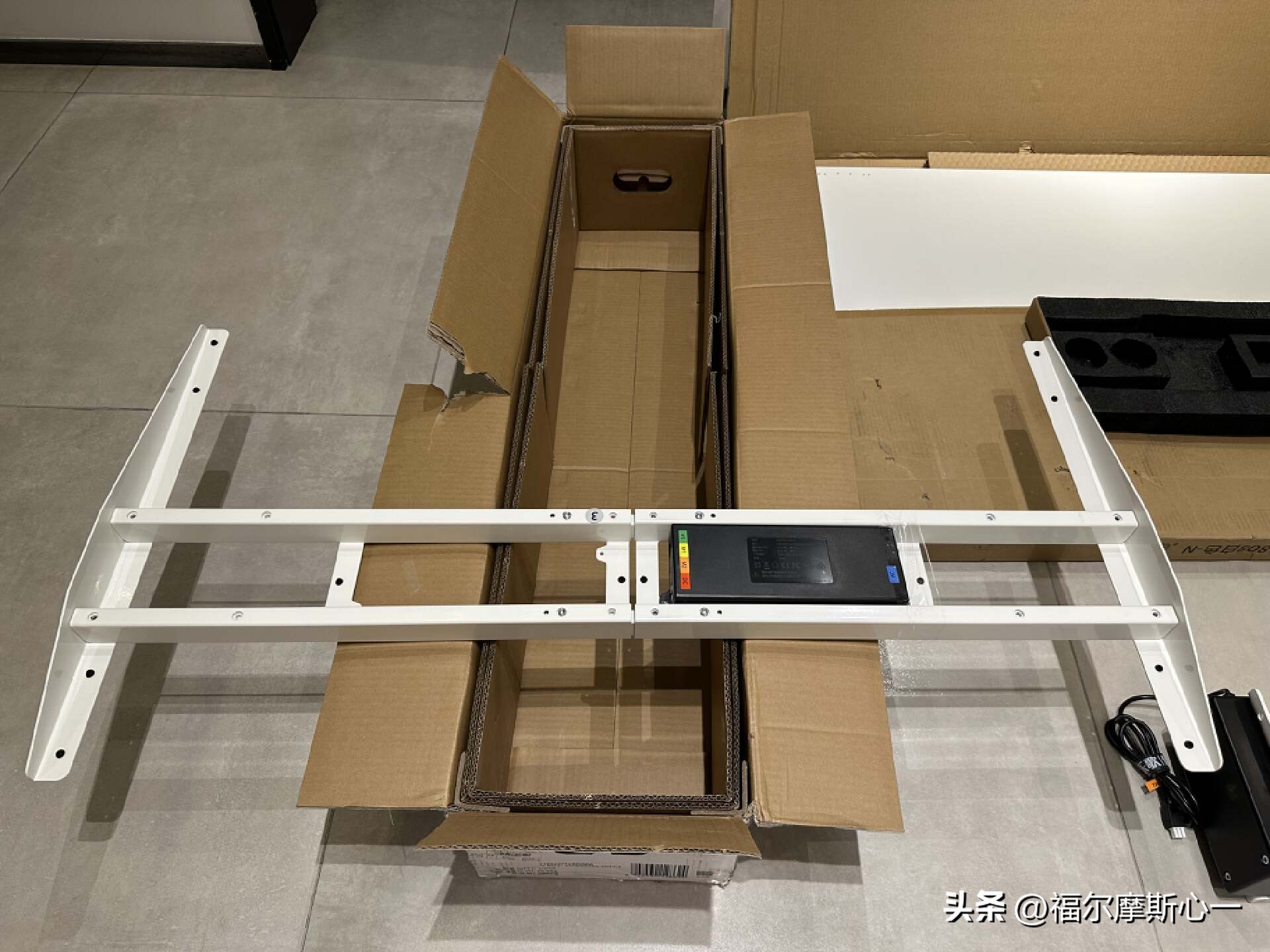 如何打造自己的电脑桌,如何合理布局电脑桌