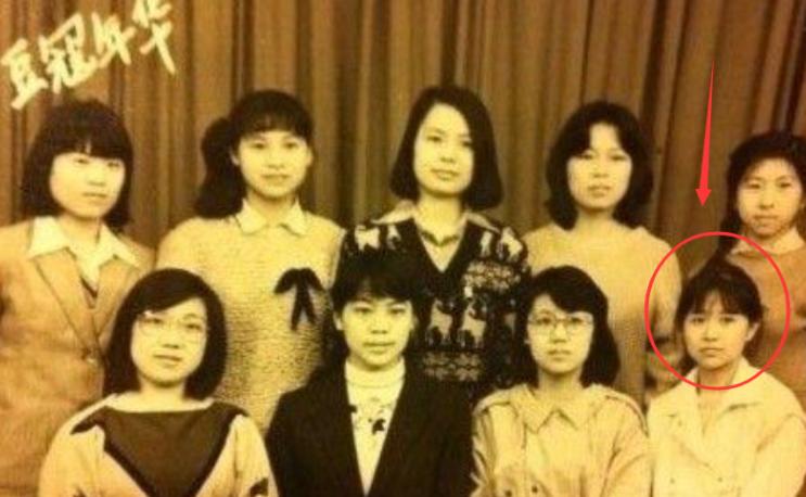“非诚勿扰”黄菡：嫁初恋同学，恩爱31年无绯闻，女儿比她还漂亮
