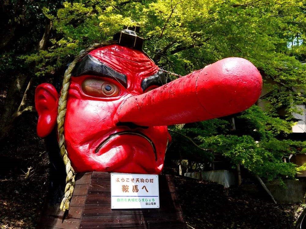 月食是天狗把月亮吃掉了吗,天狗食月吃月亮的传说