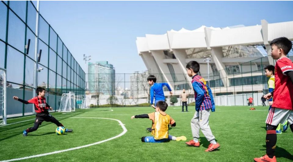 @运动迷们~徐家汇体育公园室外足球场6月3日起恢复对外开放