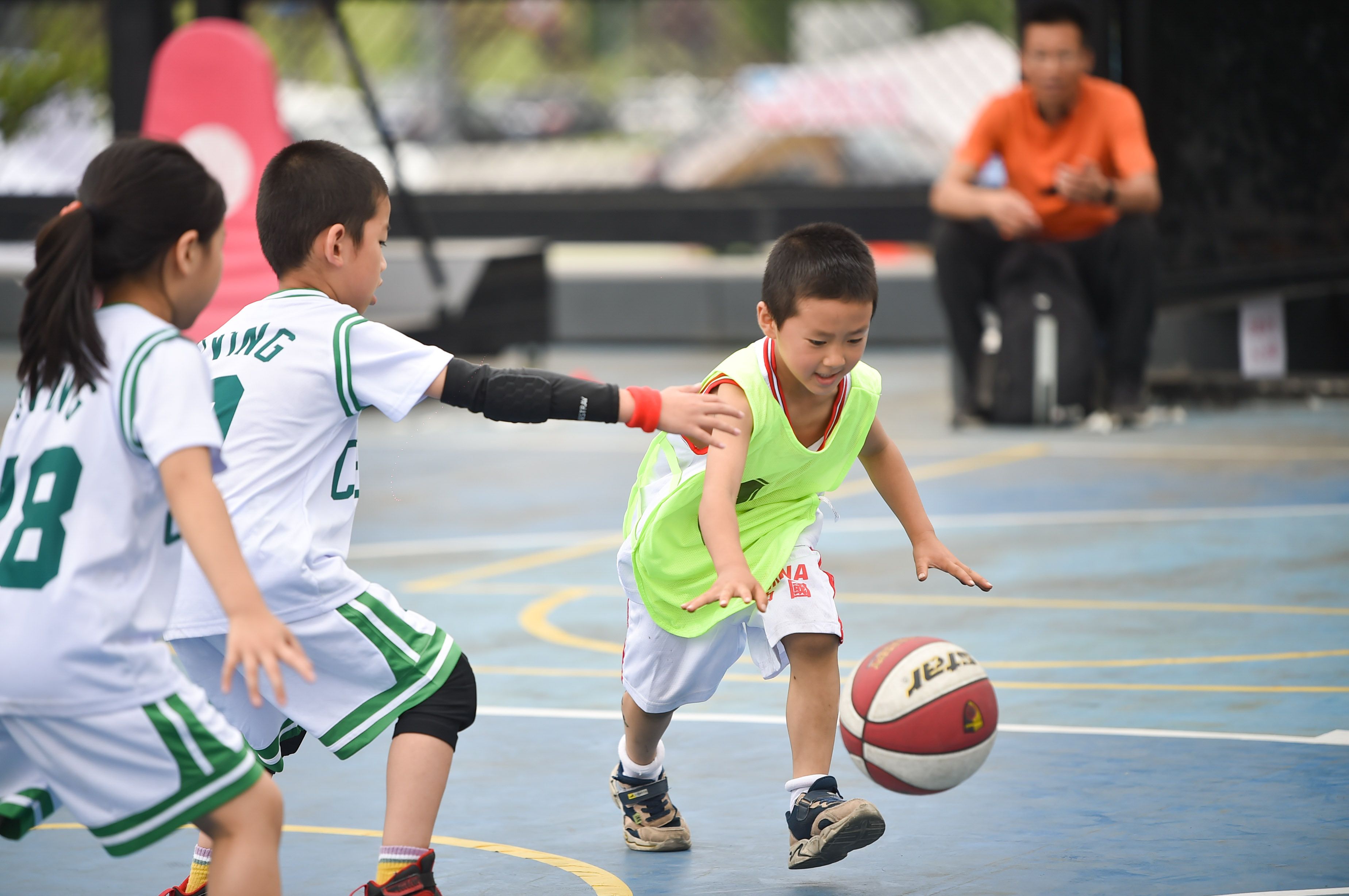 成都市第二届天府幼儿体育大会嘉年华主会场活动顺利举行
