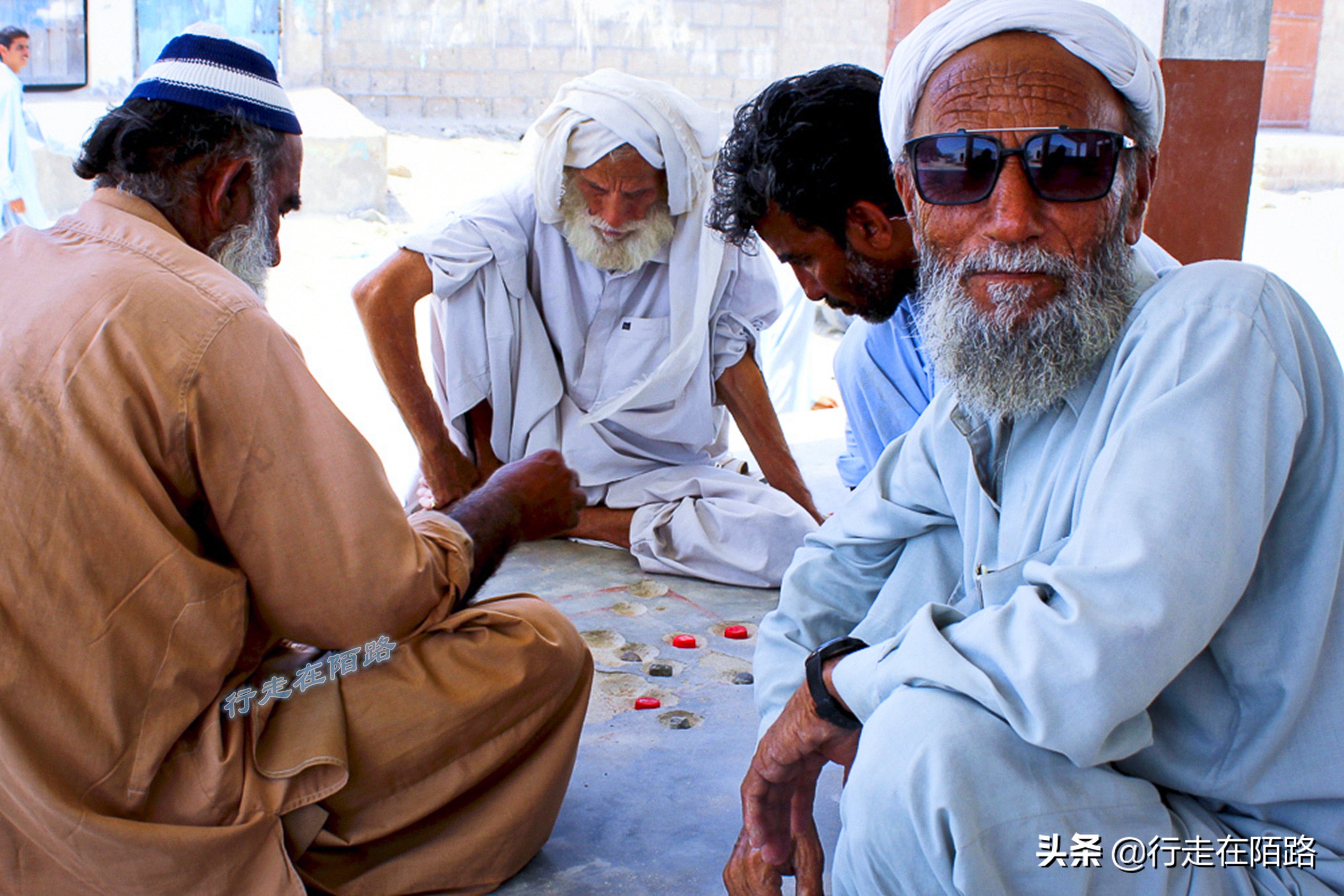 瓜达尔港为什么给新加坡运营,瓜达尔港40年运营权