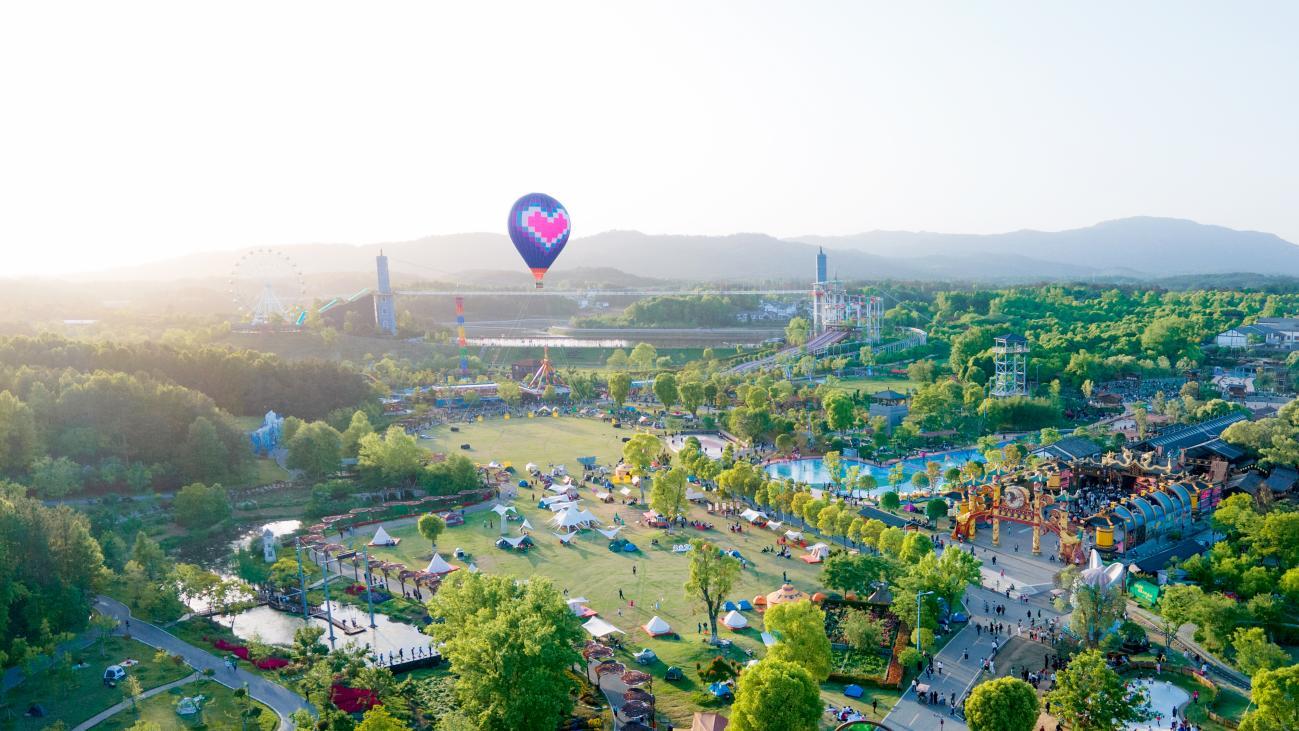 过年买给小朋友的零食礼物,致小朋友的一份礼物请查收