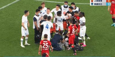 奥斯卡点射双响助海港主场2-1逆转，可裁判判罚却又遭来非议