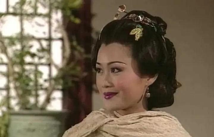 长相妩媚却情史干净的五位女星,不算特别惊艳却能红的五位女星