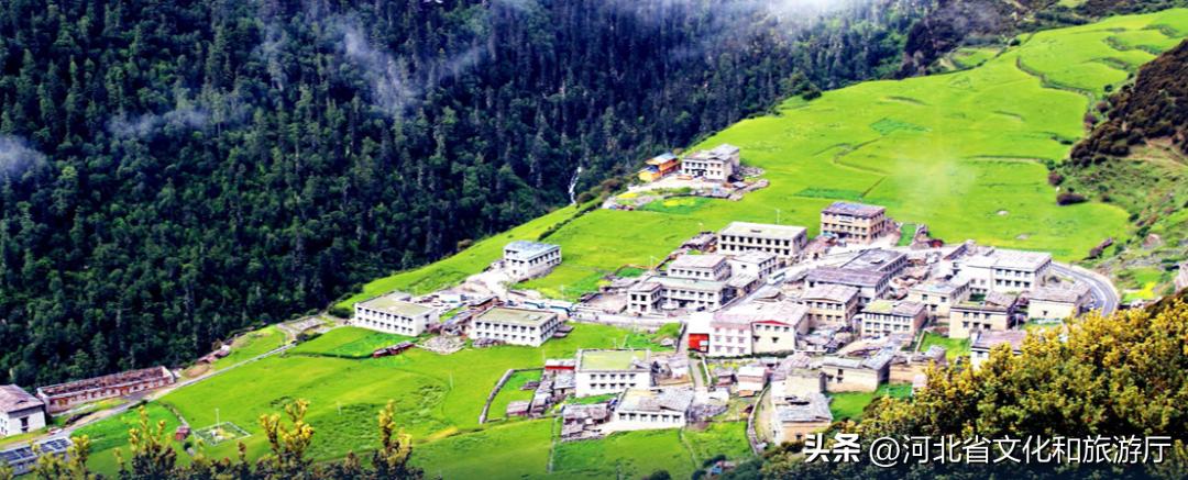 中国夏季避暑胜地排名前十,中国十大避暑胜地第一名你想不到