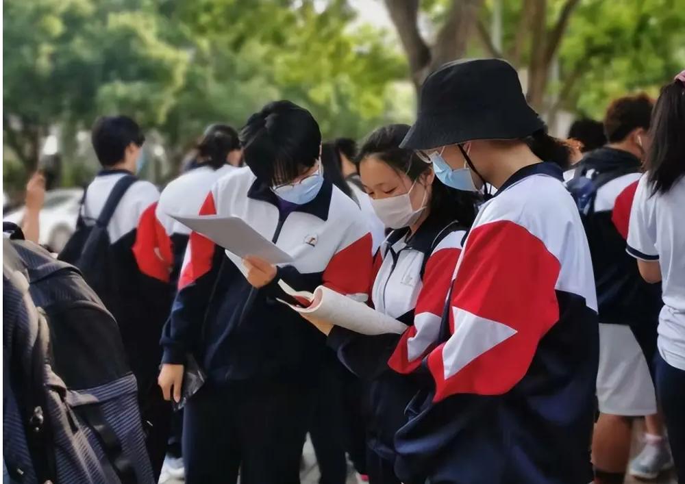 适合读大学的四座城市 (适合读大学的宜居城市)