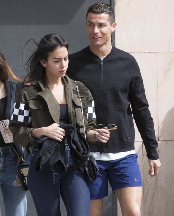 c罗被沙特签约2亿欧元合法吗,2年半5亿欧网传c罗将加盟沙特豪门