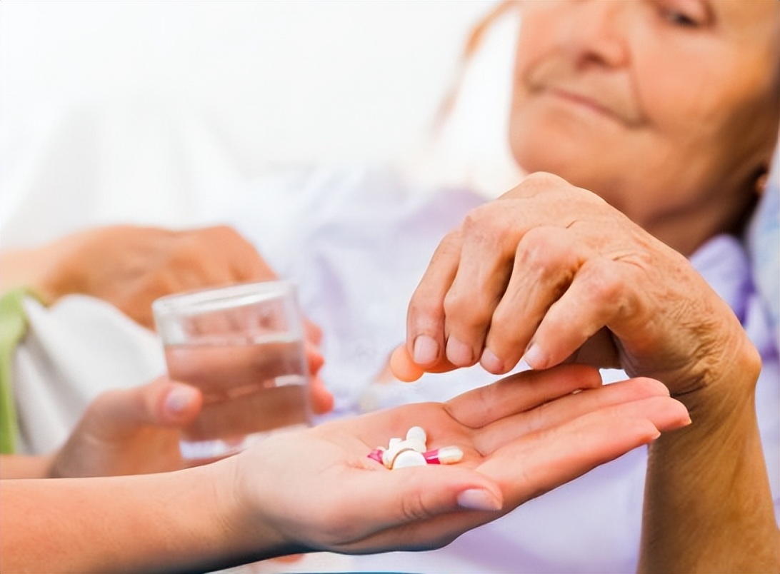 糖尿病肾病患者使用口服降糖药,治疗肾病降尿蛋白效果比较好的药