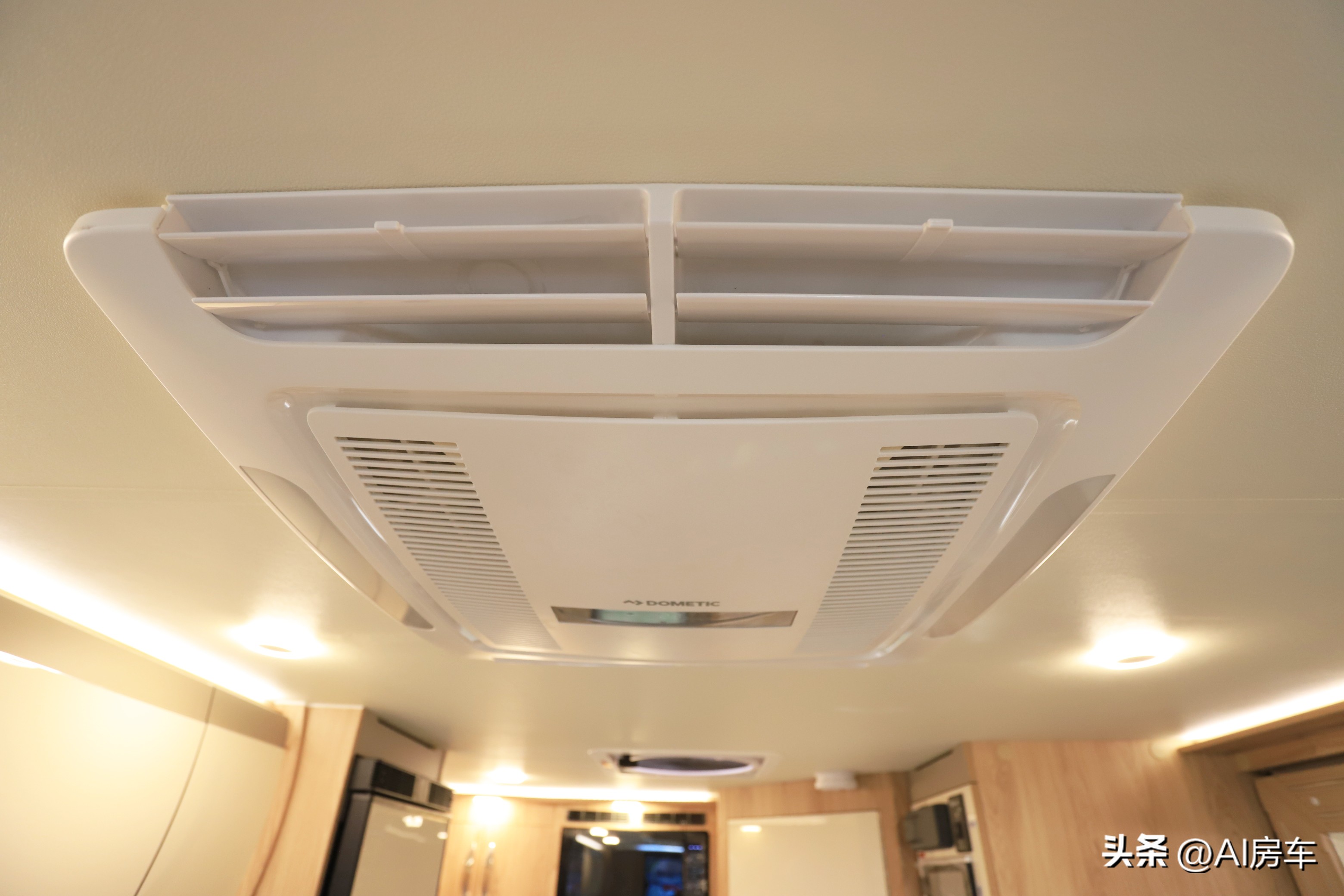 7人房车,可以满足日常通勤的七座房车