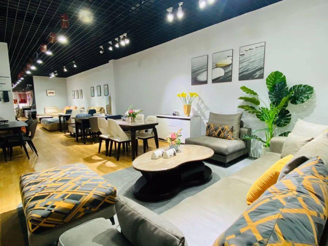 不管你多节约也不会有人心疼,不管你多有钱一定要学会节省