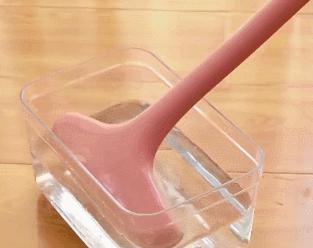 家政阿姨洗纱窗,家政保洁擦纱窗的技巧