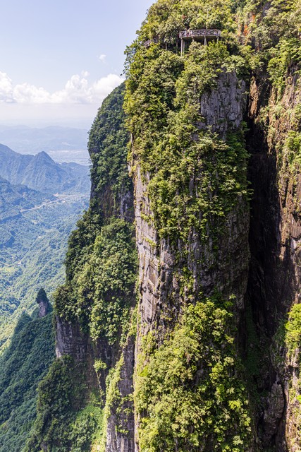 望天门山唐李白古诗意思,国学经典望天门山唐李白