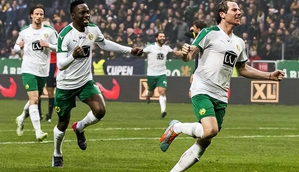 熊本深红vs山口雷法比赛直播,日本足球联赛今日比赛实单