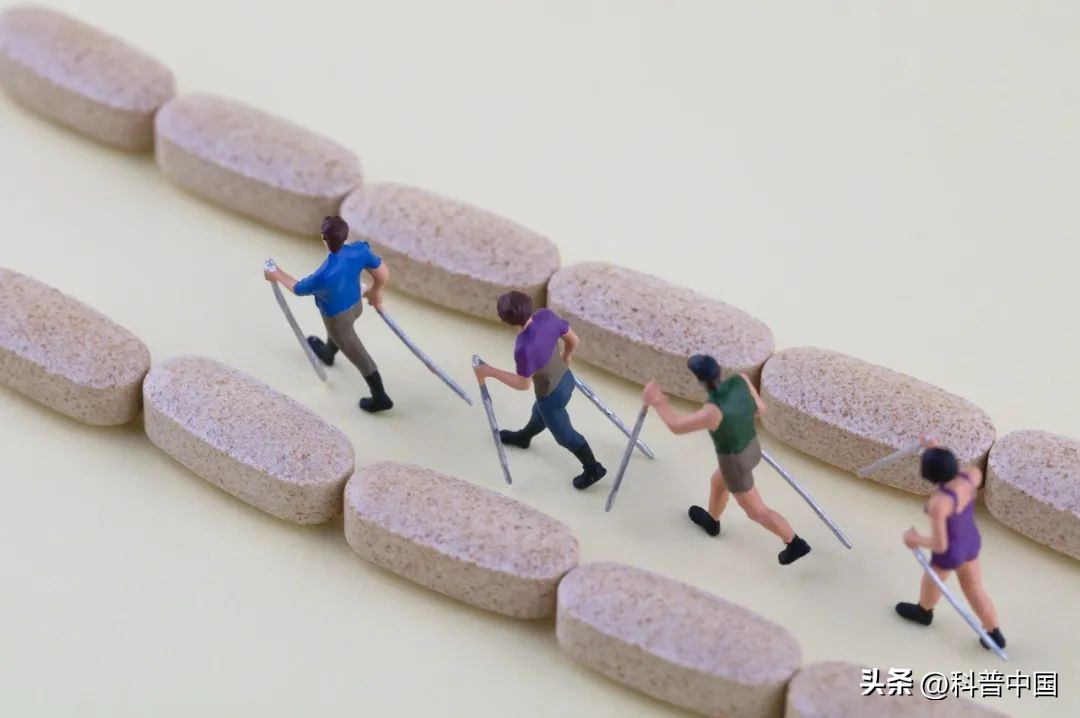 高钙牛奶喝着会得肾结石吗,牛奶喝多了真的容易得肾结石吗