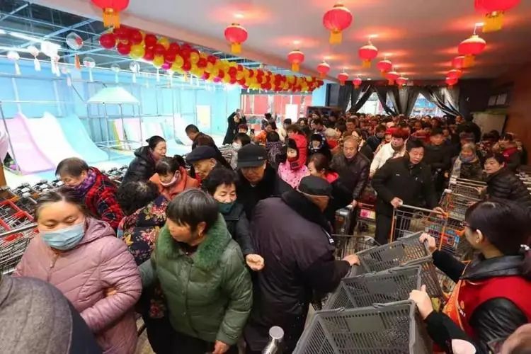 胖东来一年挣多少个亿,胖东来可以吊打丹尼斯吗