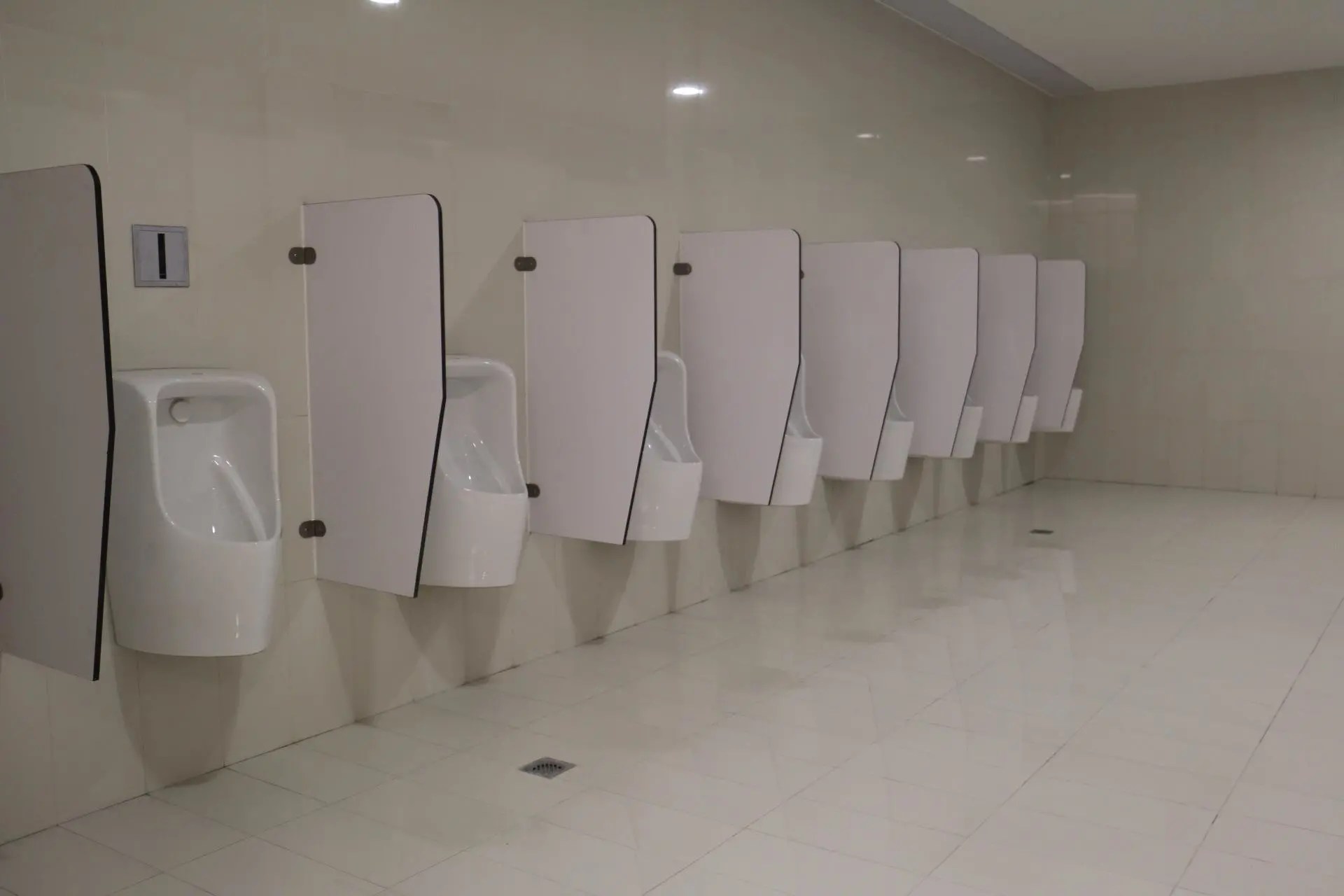 美国马桶前面有个缺口,美国的马桶为什么会设计一个缺口