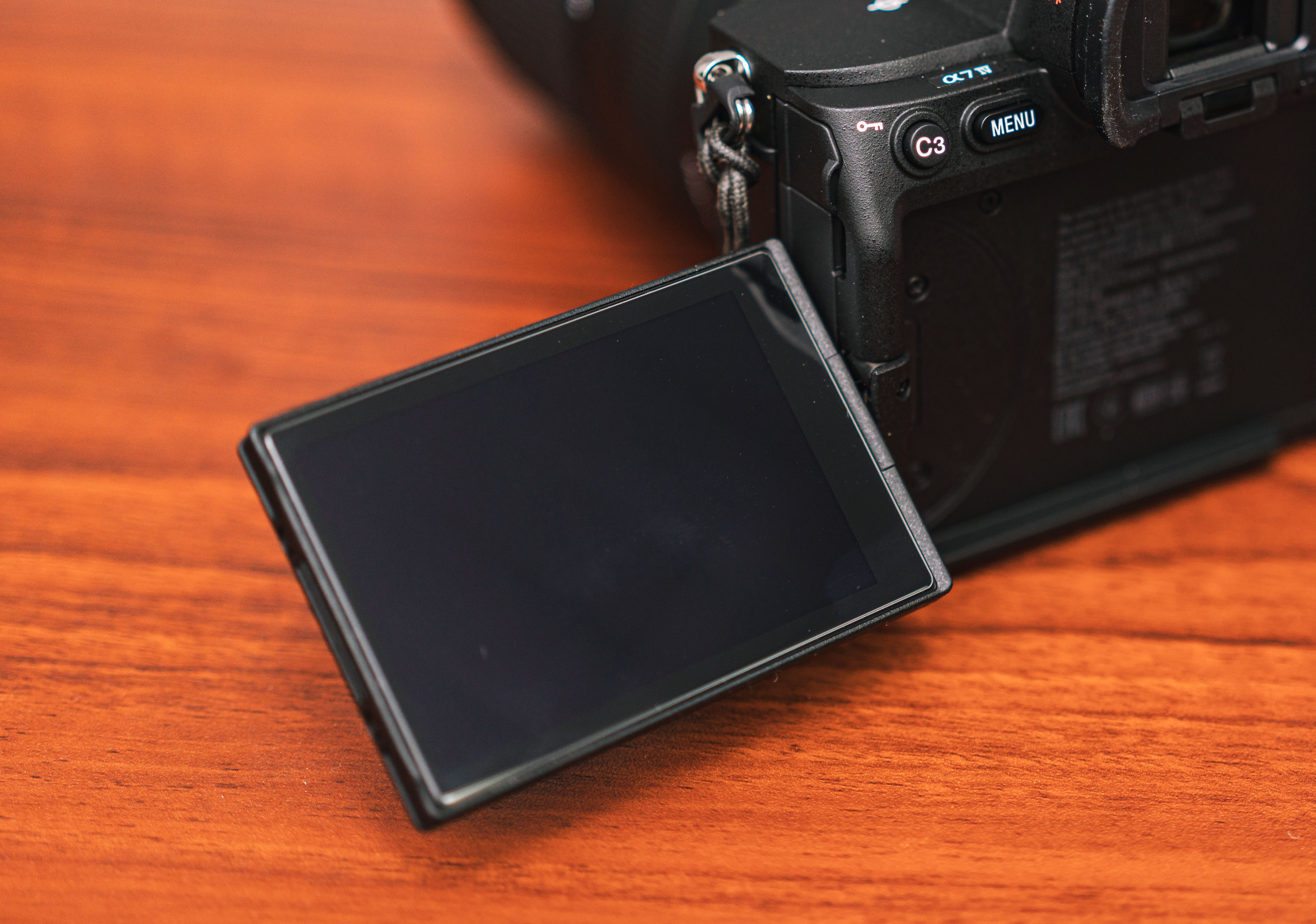 索尼a7m4发布a7m3会降价吗 (索尼a7m3和a7m4什么区别)