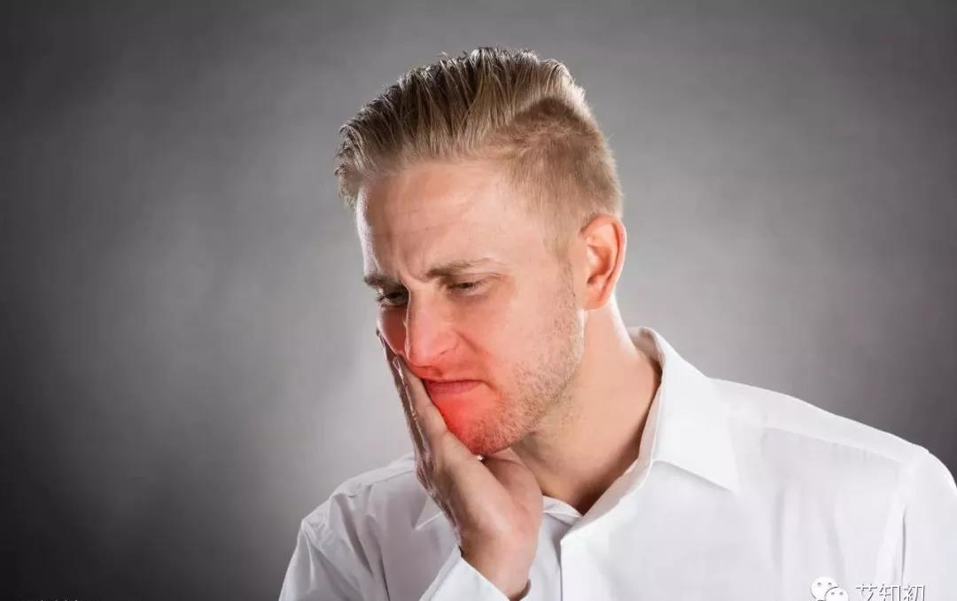 牙疼不用去医院了教你一招有奇效,牙疼用什么方法缓解牙疼