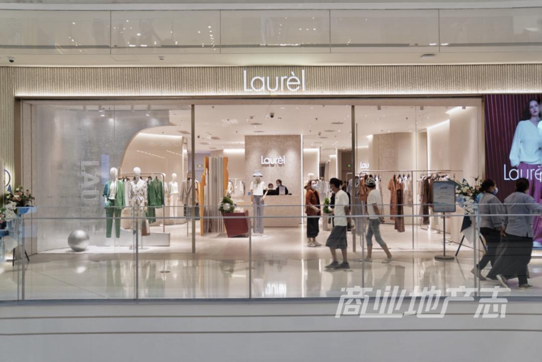 为了提升观察海口万象城的本地化视角,我在海口住了一整周