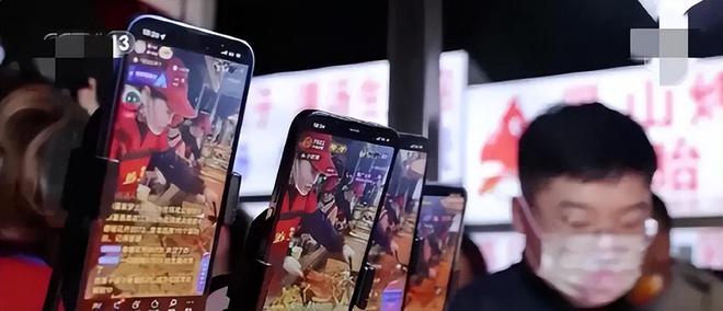 讲实话摆地摊到底赚不赚钱,摆地摊的真相大揭秘