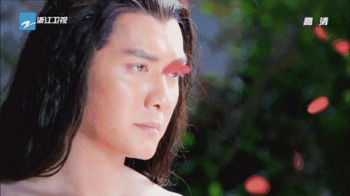 男演员能将“雌雄莫辨”演到何程度？有人艳压群芳，有人丑的辣眼