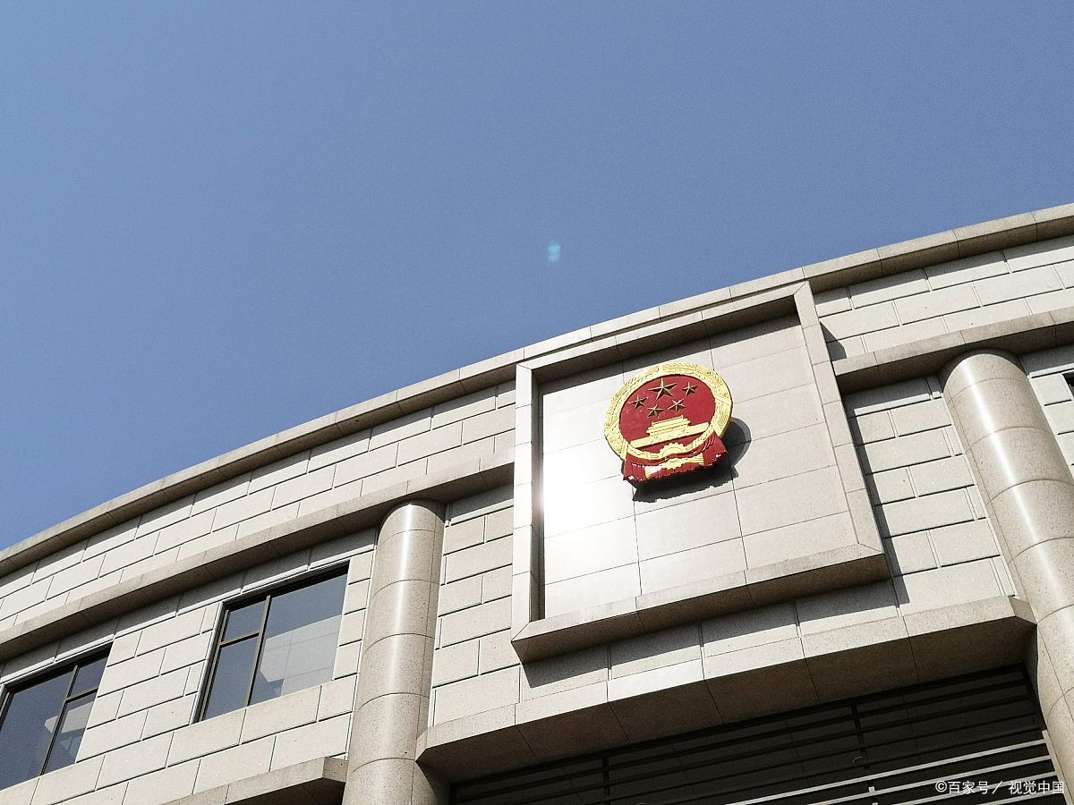 卖车给二手车贩子先过户还是付款,把车卖给二手贩子不过户怎么办