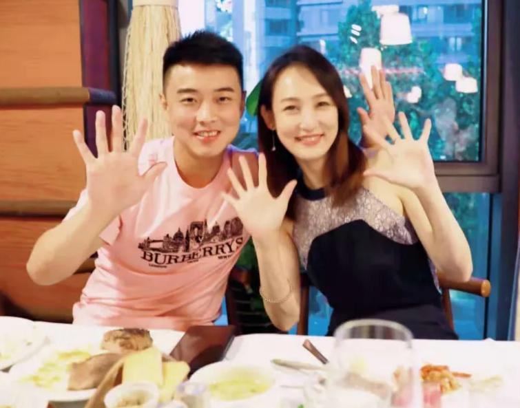 乒乓王皓闫博雅,闫博雅王皓二胎