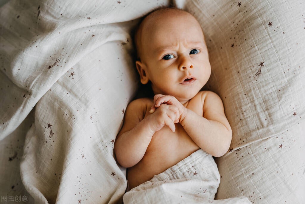 新手爸妈怎么降黄疸,新手妈妈在家如何判断孩子黄疸