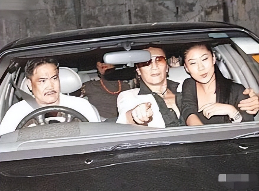 谢贤coco分手后现状,coco多少岁跟了谢贤