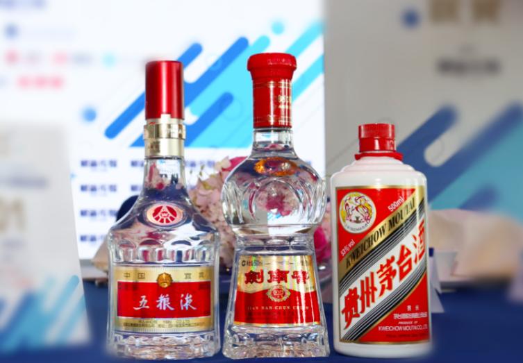 口感比肩“茅五剑”的3种平替酒，口碑好性价比高，洋河未在其中