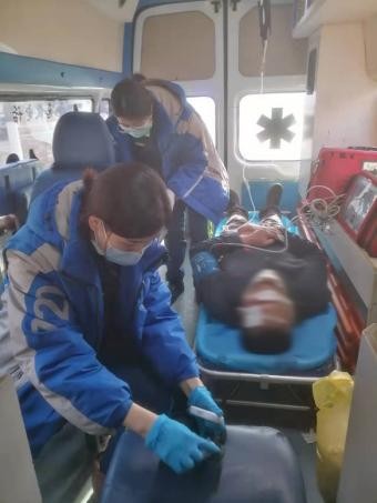 交通事故伤者救援救治,交通事故受伤者需抢救时应怎样做