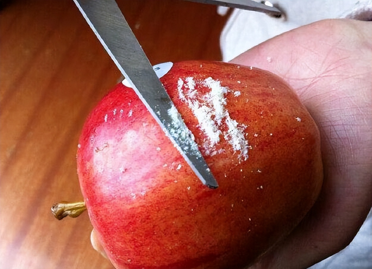 荔枝被医学定为致癌危险水果吗,这四种水果被列入致癌的黑名单