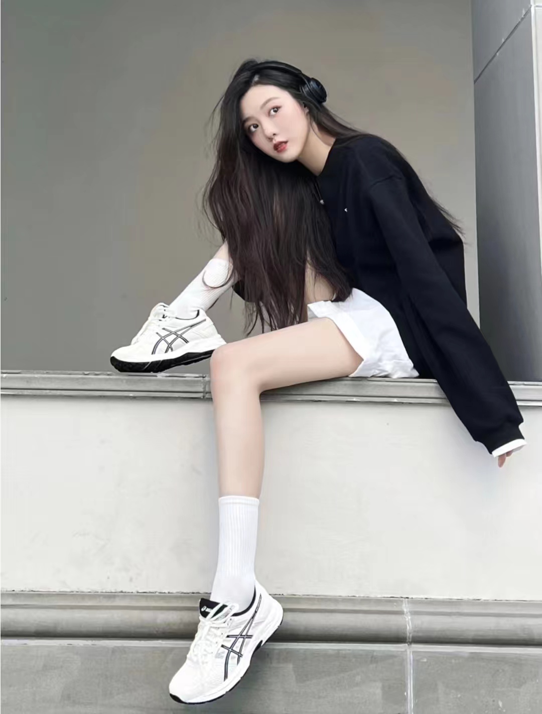 卫衣搭配什么外套裤子更好看呢,卫衣搭配什么衣服好看又实用