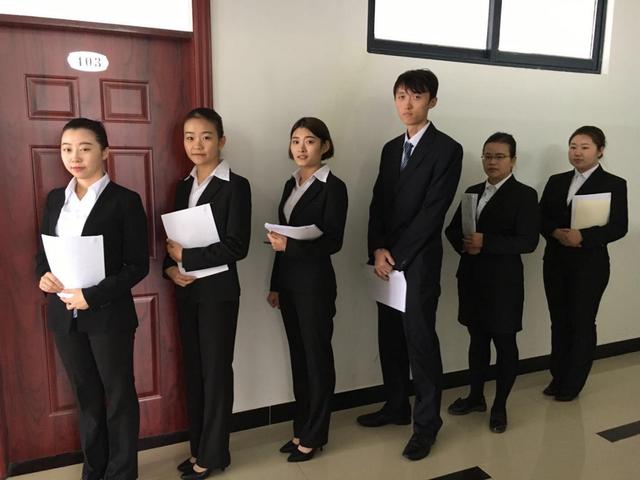 国家公务员面试服装推荐,2022国家公务员面试礼仪备考指南