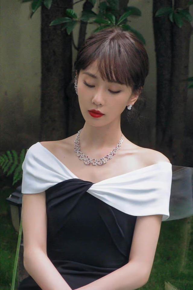 17岁的齐刘海刘诗诗,齐刘海刘诗诗造型