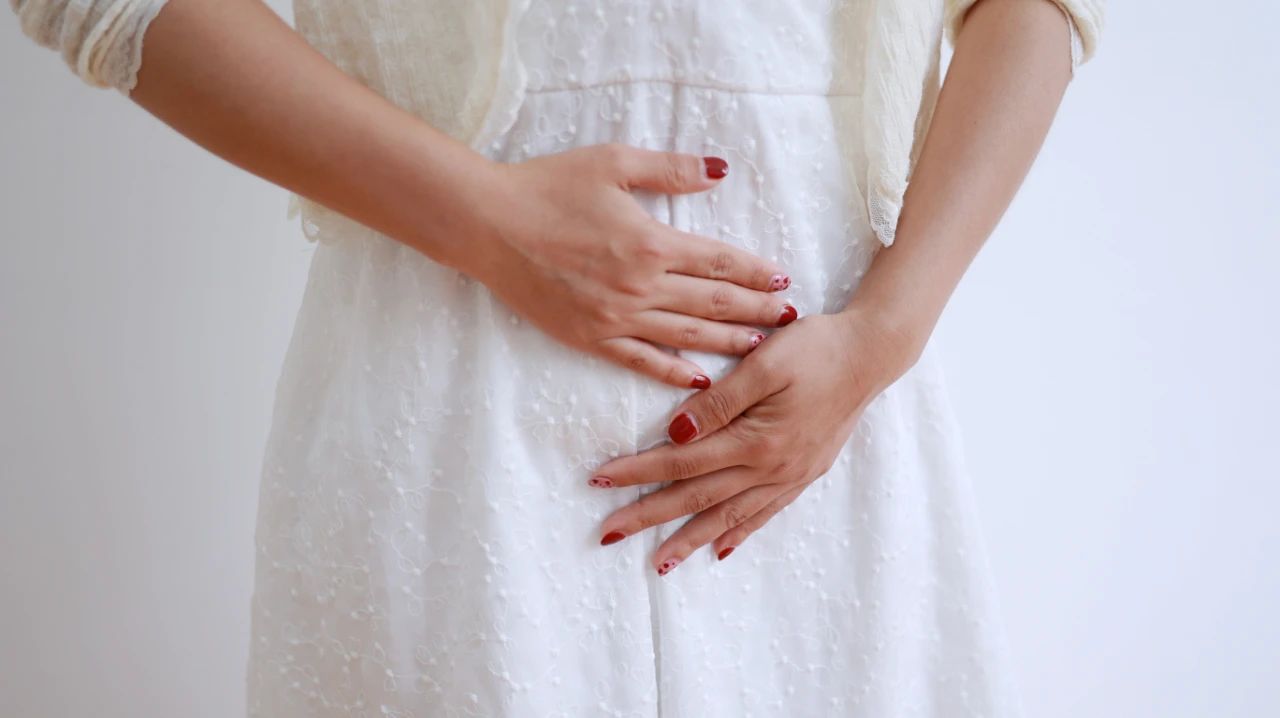 痛经一般是由哪些原因引起的,50岁来月经痛经是什么原因引起