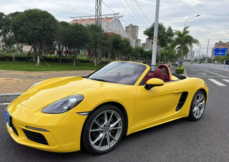 深圳保时捷718租车一天多少钱,厦门市718租车价格