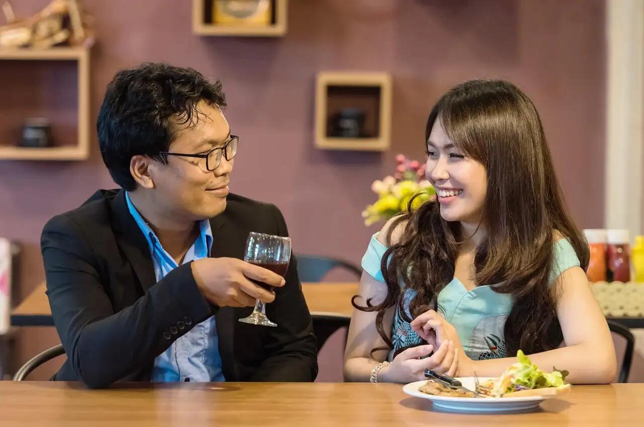 相亲女生说要了解后才能确认关系,相亲对象急着定亲产生了反感