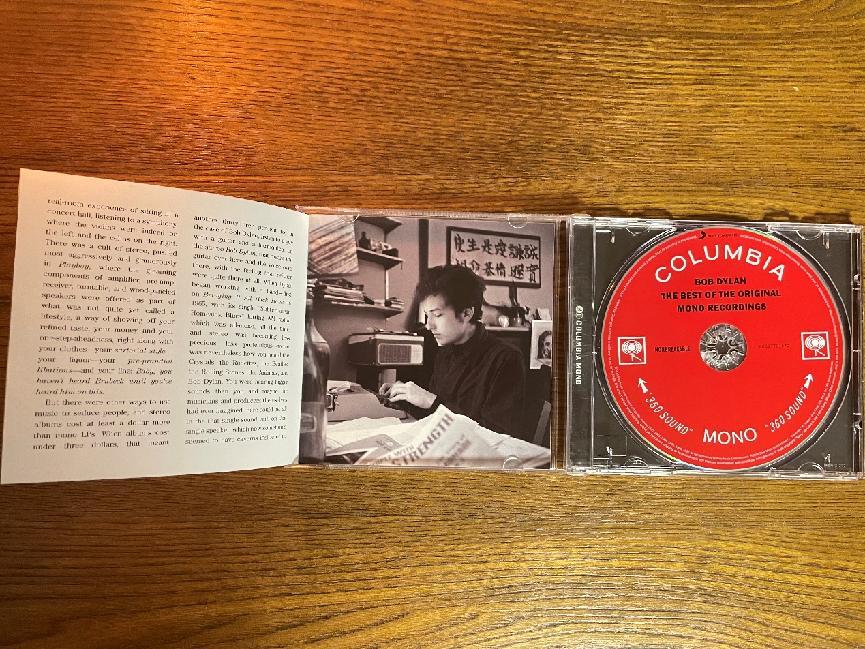 用cd机听歌和手机有区别么,用cd机听歌好还是用电听好