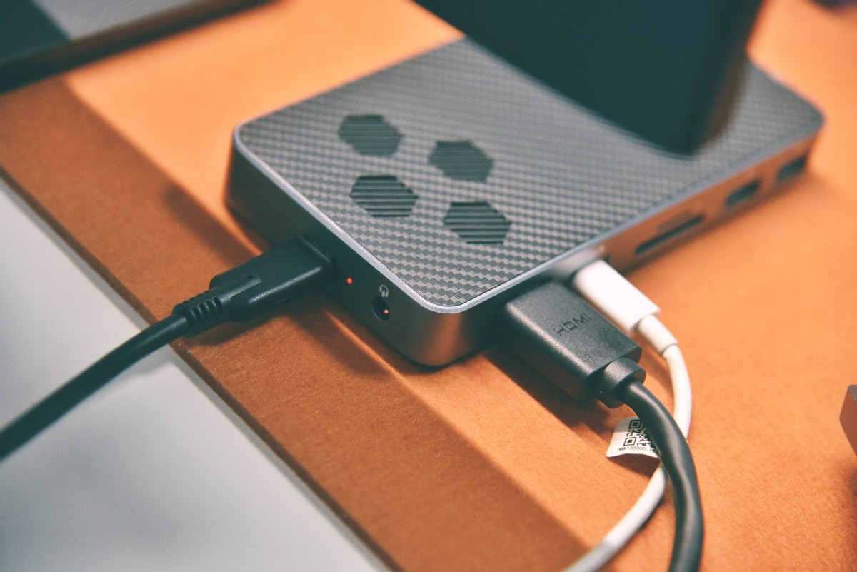 桌面扩展坞硬盘盒推荐,硬盘盒扩展坞一体